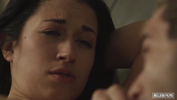 Après une baise sauvage avec ma colocataire Thumb