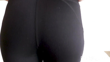 Le cul serré de la timide Budapestoise s'est fait baiser lors du casting sexuel Thumb