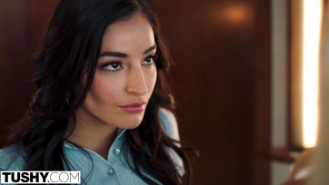 Sodomie rapide avec deux petites salopes ados Thumb