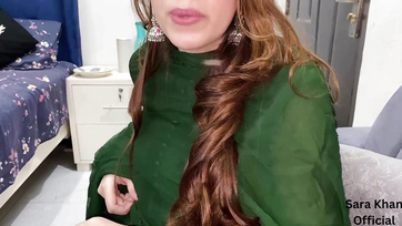 La grosse poitrine pakistanaise a baisé à fond avec le voisin Thumb